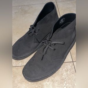Men’s Clark’s Desert boot in black suede Size 9